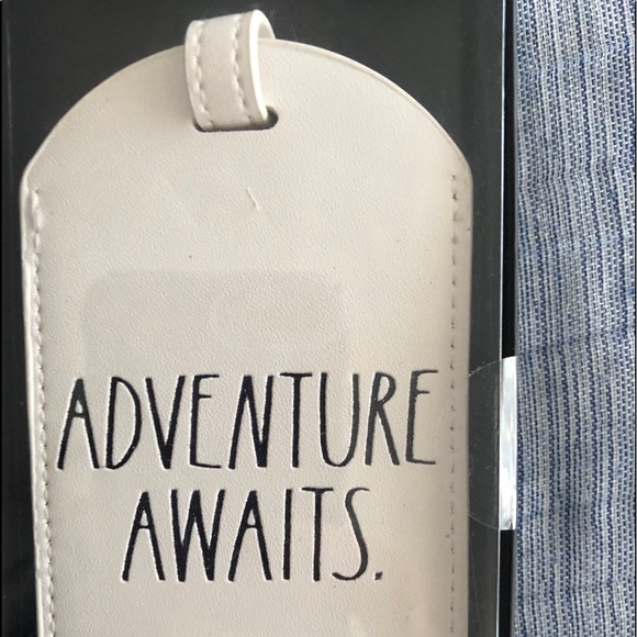 NEW RAE DUNN PASSPORT LUGGAGE TAG SET 
NEW IN BOX - Picture 5 of 5